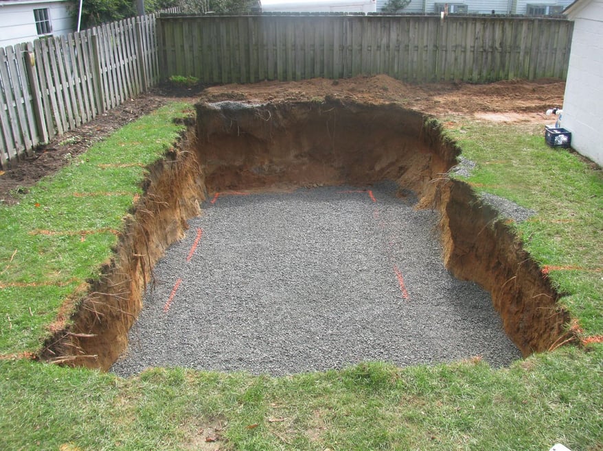 Pool Construction: Comparing Concrete, Vinyl Liner, and Fiberglass ...